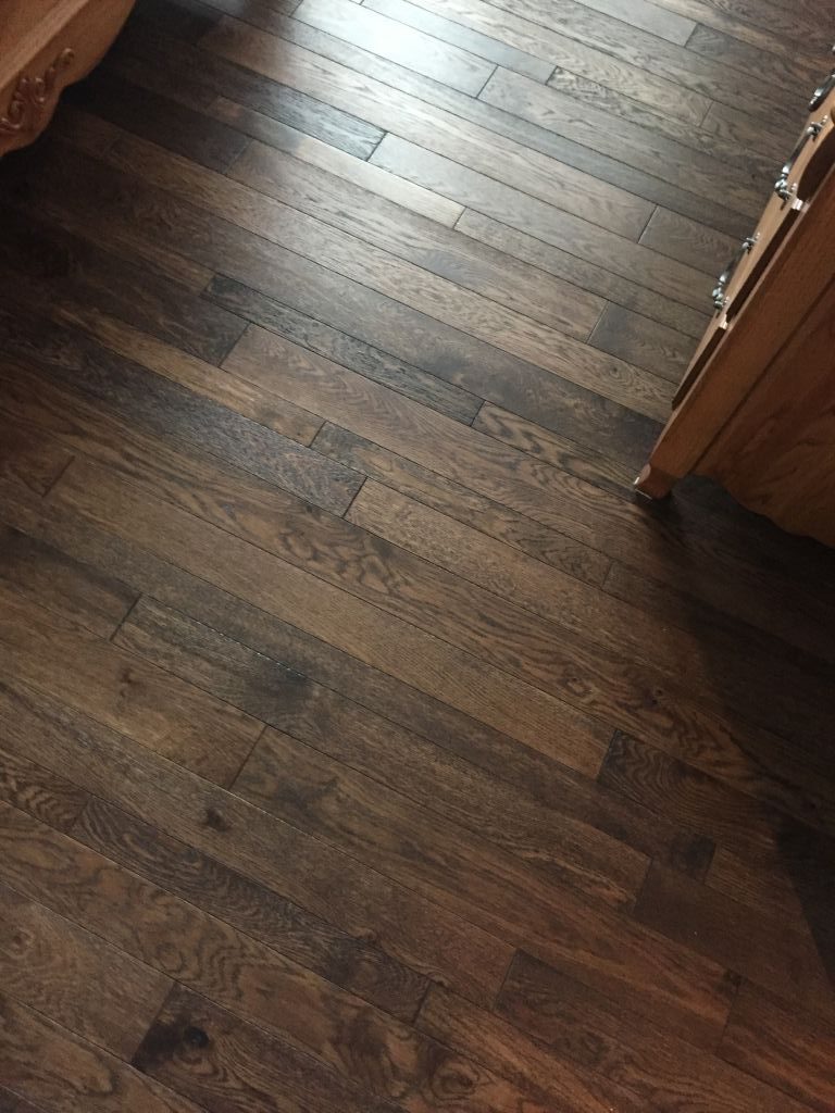 Lake Tahoe White Oak Prefinished floor from Master's Craft installed in a living room.